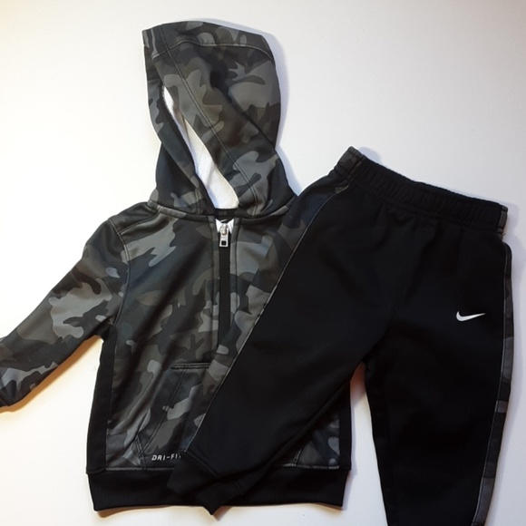 Nike Other - Nike 2 Pc. Track suit